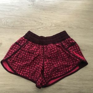 Lululemon Tracker V Shorts 4”